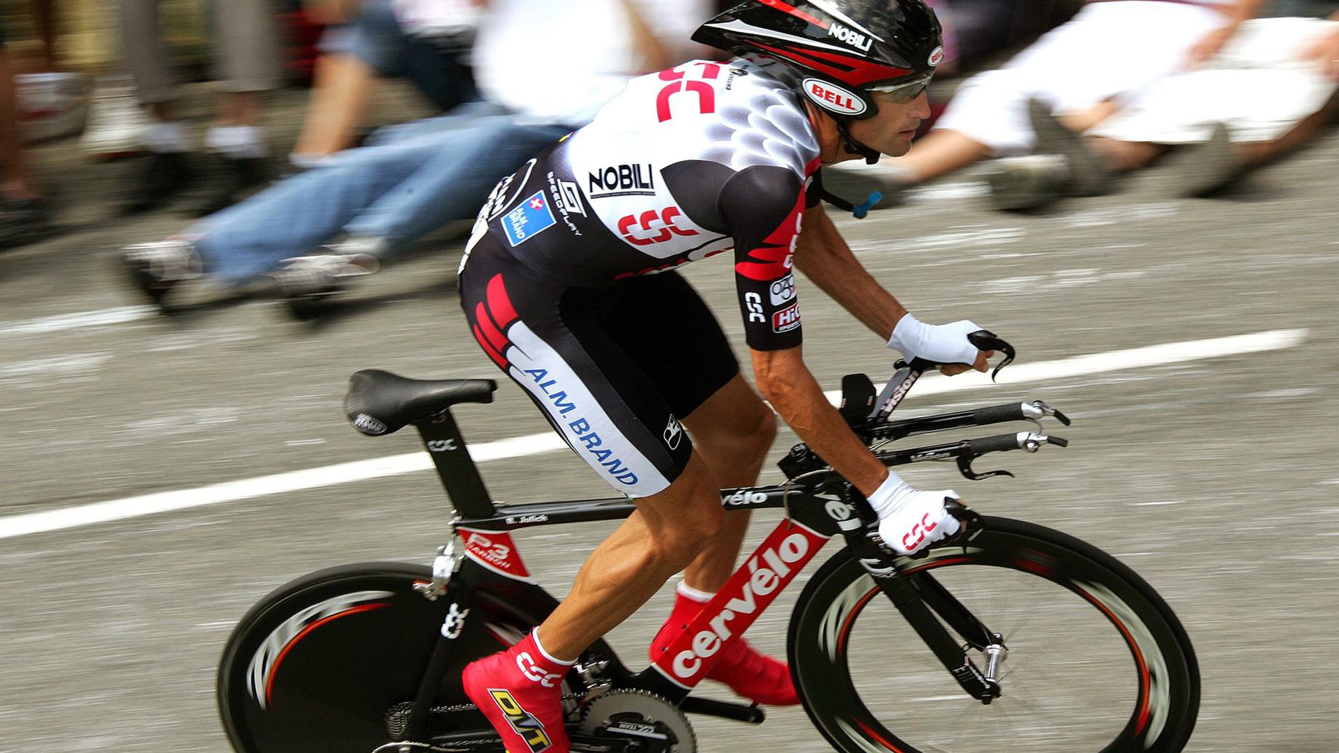 开云官网-当塞内加尔为尊严而战，本泽马在另一个赛场加冕国王